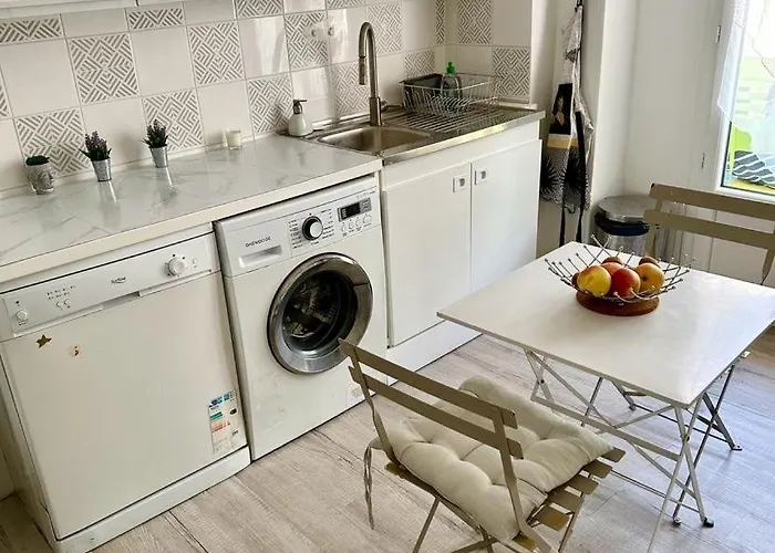Apartment Grand 2 Pieces 5 Minutes *
